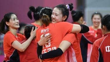 迈阿密国际4-0辛辛那提晋级四强，梅西助攻戴帽+头球破门，阿连德双响
